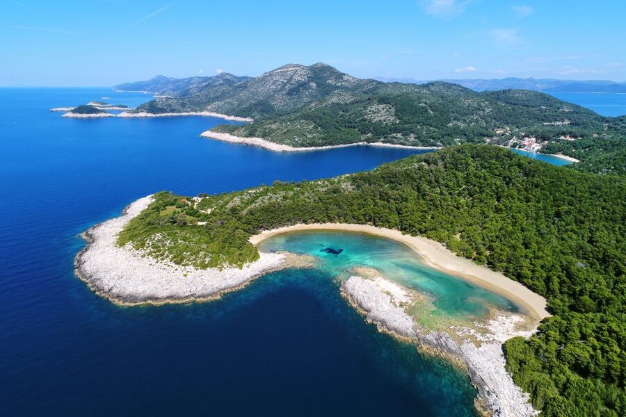 From Dubrovnik: Mljet National Park & Elaphiti Islands Trip - The speedboat ride across the Adriatic