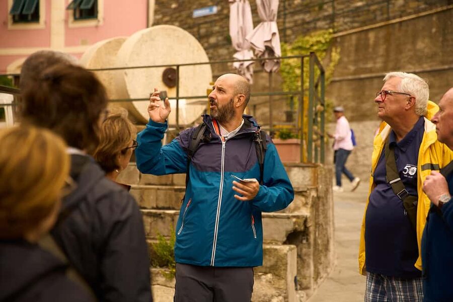 From Florence: Cinque Terre Day Trip with stop in Pisa - Manarola and the first taste of Cinque Terre