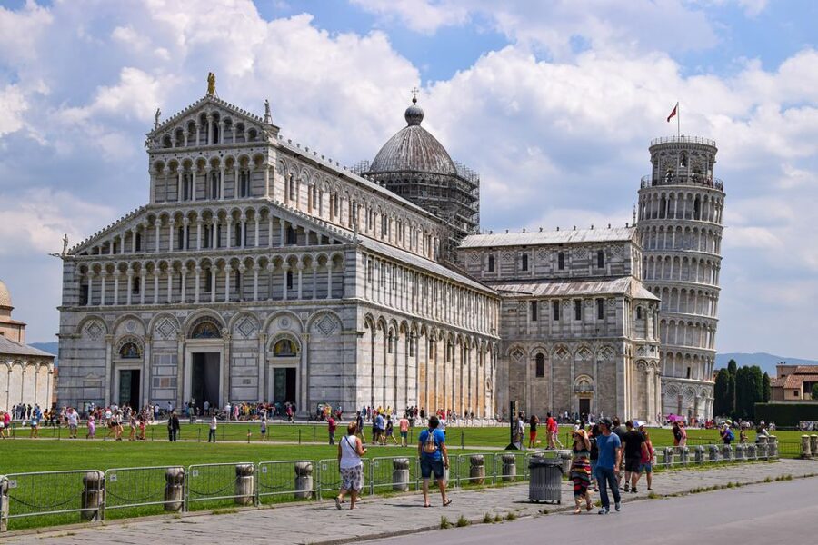 From Florence: Full-Day Private Cinque Terre Tour with Pisa - Pisa is a useful but very brief finale