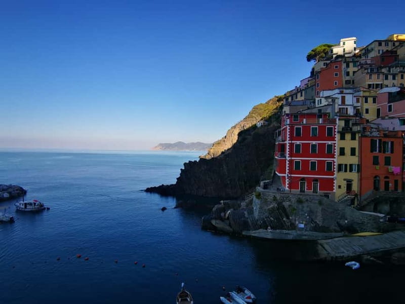 From Florence: Small-group to Cinque Terre and Pisa Day Tour - Riomaggiore, beaches, and the optional hike