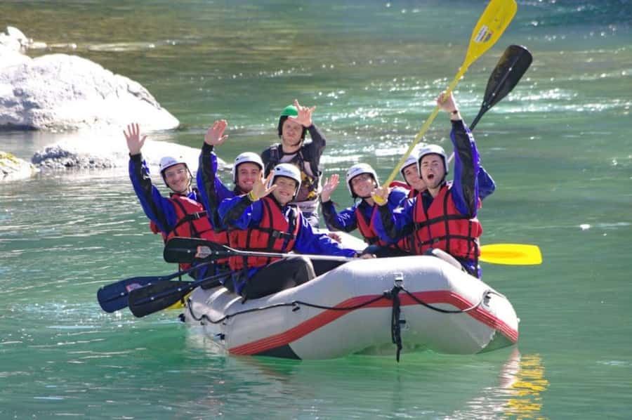 From Gardiner: Yellowstone River Scenic Float - Meeting in Gardiner and getting ready