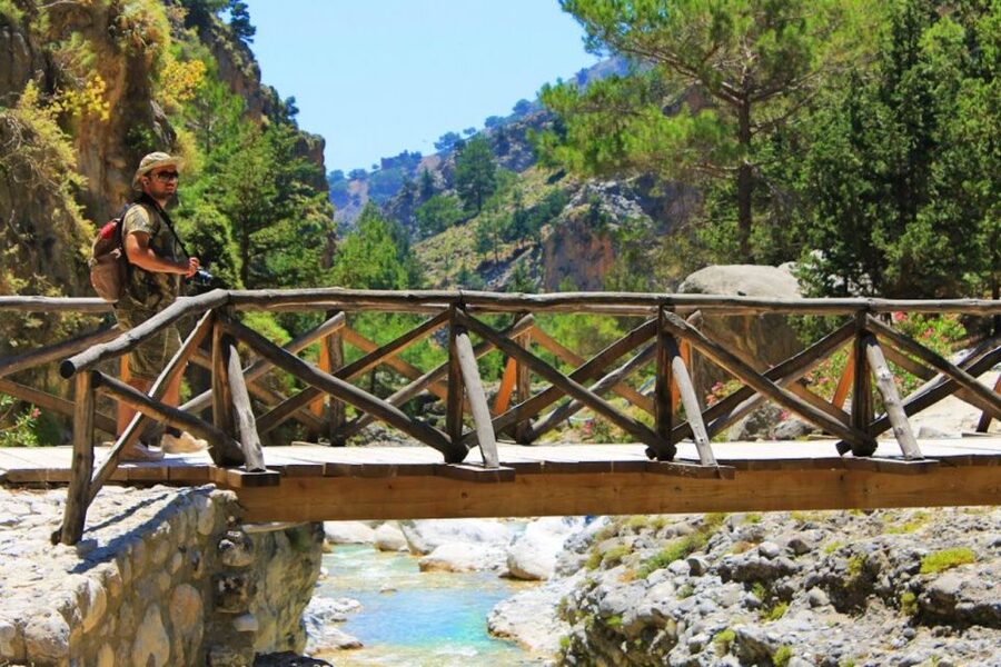 From Heraklion: Samaria Gorge & Agia Roumeli Hiking Day Trip - The Distance Is More Than the Headline Number