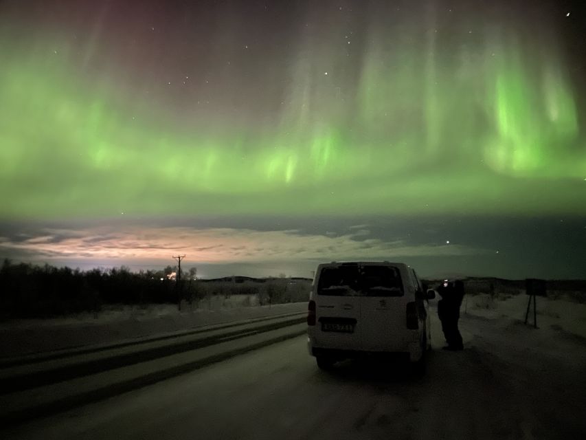 From Kiruna: Abisko National Park Northern Lights Tour - What the aurora hunt feels like