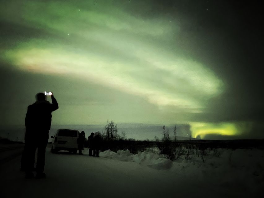 From Kiruna: Abisko National Park Northern Lights Tour - Guides make the difference