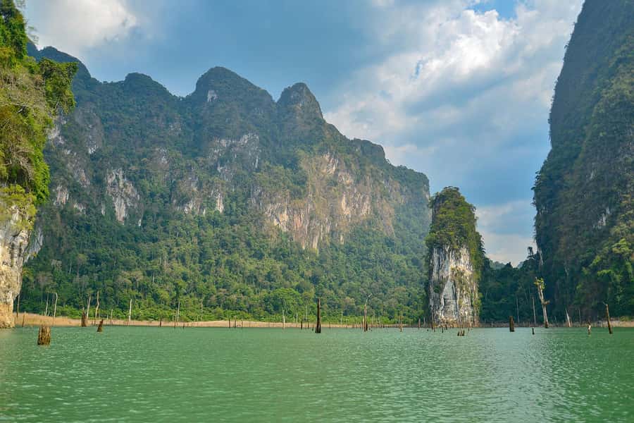 From Krabi: Khao Sok Cheow Lan Lake Day Trip - What the guide service means in practice