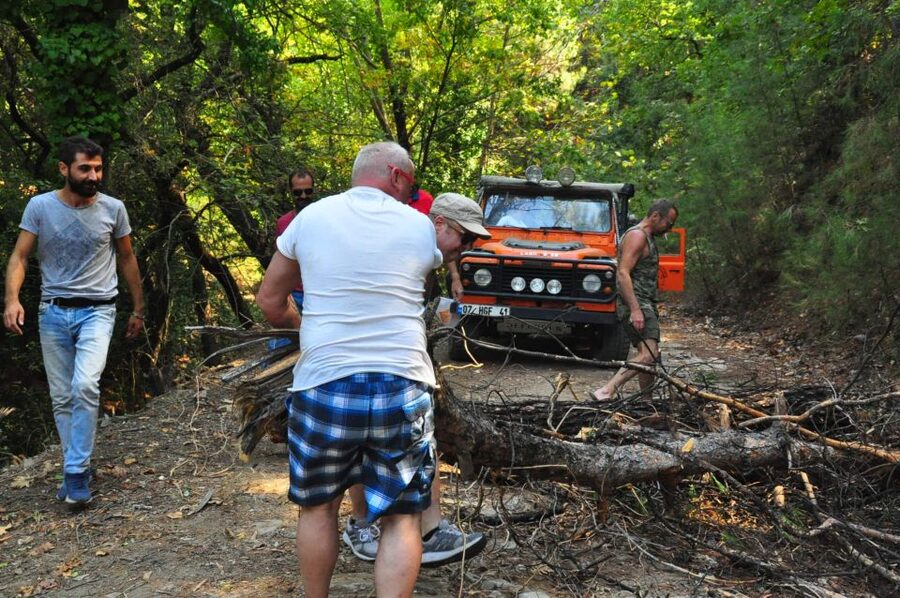 From Kusadasi: Full-Day National Park Jeep Tour with Lunch - Water fights, music, and the group atmosphere
