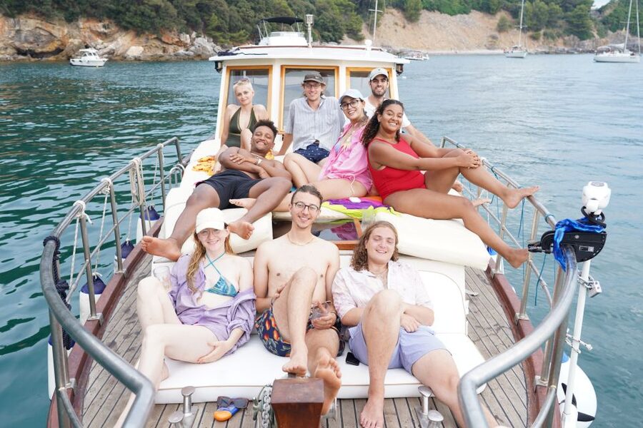 From La Spezia: Cinque Terre Boat Tour with Lunch and Wine - Seeing all five villages from the sea