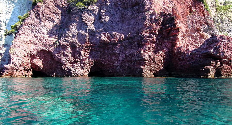 From La Spezia: Cinque Terre Full-Day Boat Tour - Why seeing Cinque Terre by boat changes the day