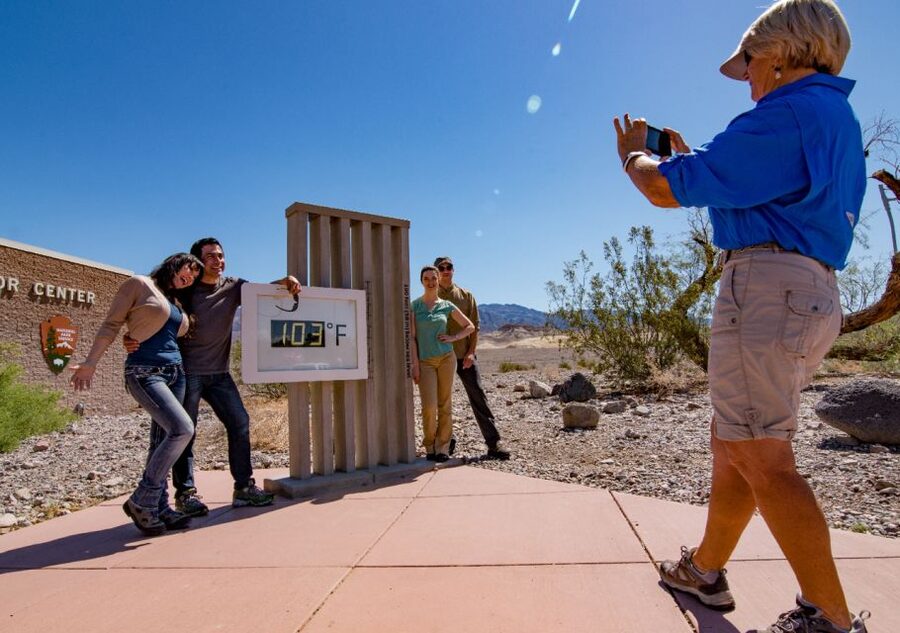 From Las Vegas: Death Valley Trekker Tour - Lunch is convenient, but bring a backup snack