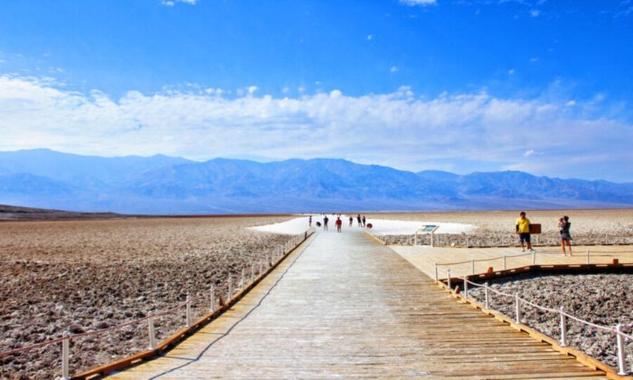 From Las Vegas: Full Day Death Valley Group Tour - Mesquite Flat Sand Dunes: an easy first look at the desert