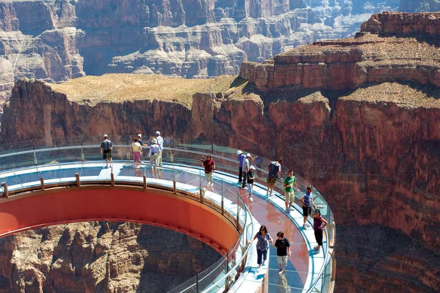 From Las Vegas: Grand Canyon Skywalk Express Helicopter Tour - Flying from Las Vegas to the West Rim
