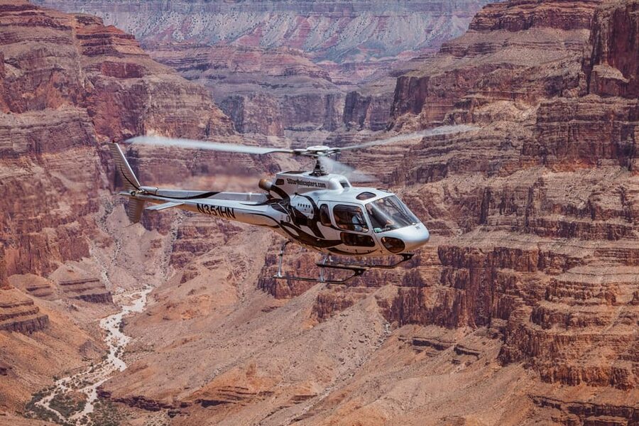 From Las Vegas: Grand Canyon West Rim Helicopter Tour - Mojave Desert and the return over Las Vegas