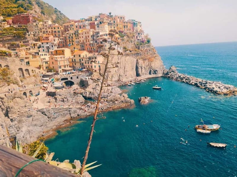 From Levanto: Guided Cinque Terre Boat Cruise - Food, prosecco, and the practical comfort factor
