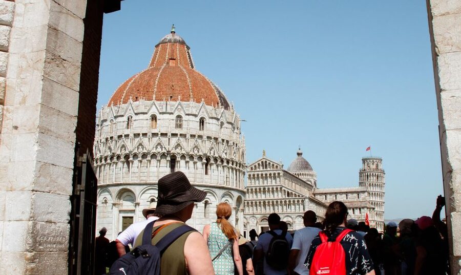From Livorno: Day Trip to Pisa and Cinque Terre's Manarola - FAQ