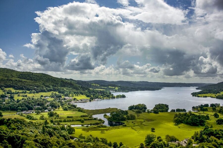 From London: Lake District Tour with Cream Tea & Cruise - What the guides add to the day