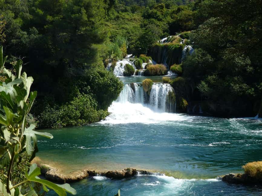 From Makarska: Krka Waterfalls & Šibenik Day Trip - Guided tour or independent visit?