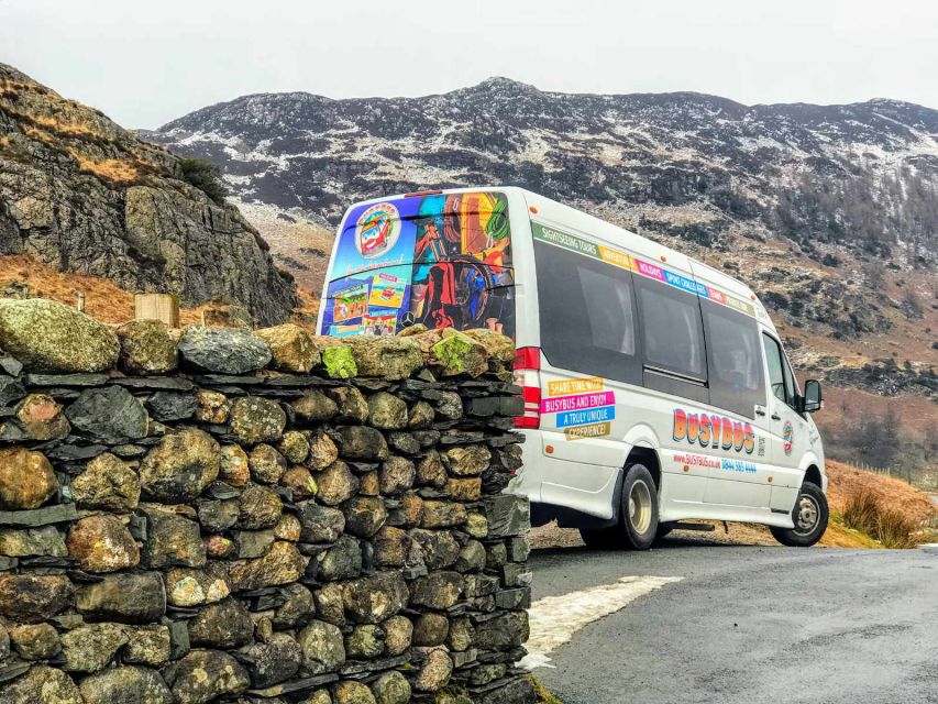 From Manchester: Lake District Sightseeing Day Trip - Windermere by boat at Bowness