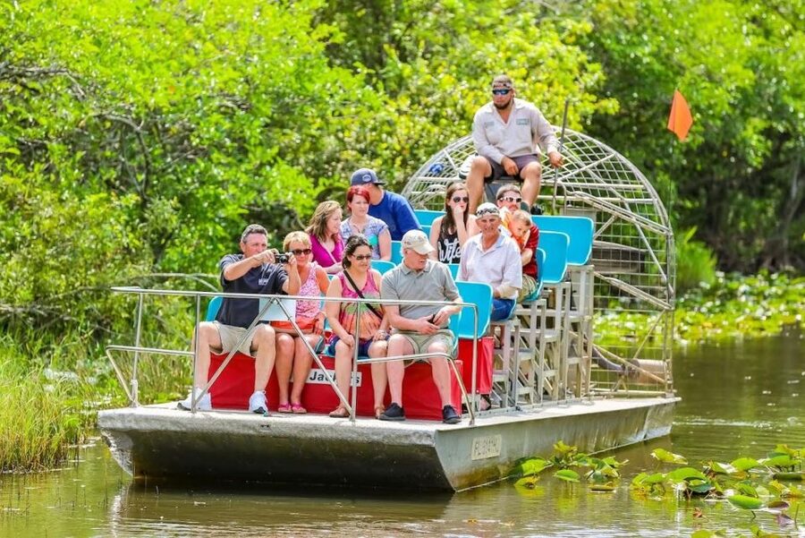 From Miami: Everglades Wildlife Show, Airboat & Bus Transfer - Who will enjoy this most
