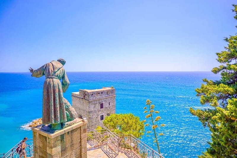 From Milan:Cinque Terre National Park with Limoncino Tasting - Why this Milan day trip can make sense