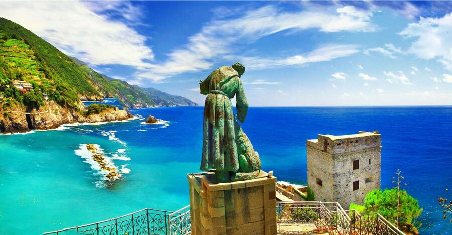 From Milan: Cinque Terre with Portovenere and Boat Cruise - Meeting near Hotel Gallia and checking the pickup carefully