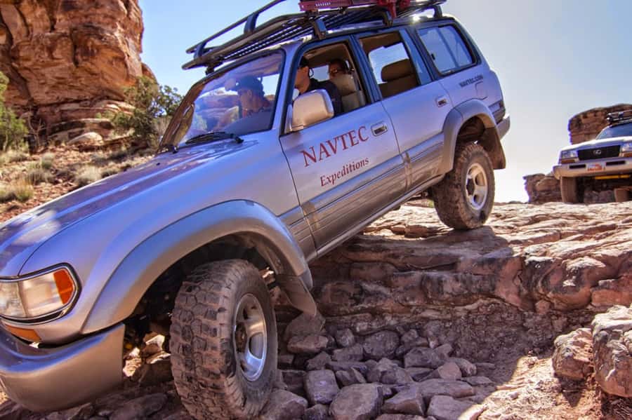 From Moab: Canyonlands Needle District 4x4 Tour - Key points at a glance