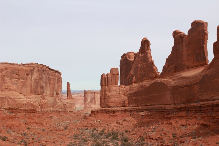 From Moab: Half-Day Arches National Park 4x4 Driving Tour - The first rock climb sets the tone