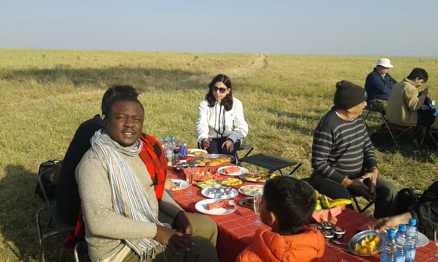 From Nairobi: 3 Days, 2 Nights Maasai Mara Group Safari - Which guide might you get?