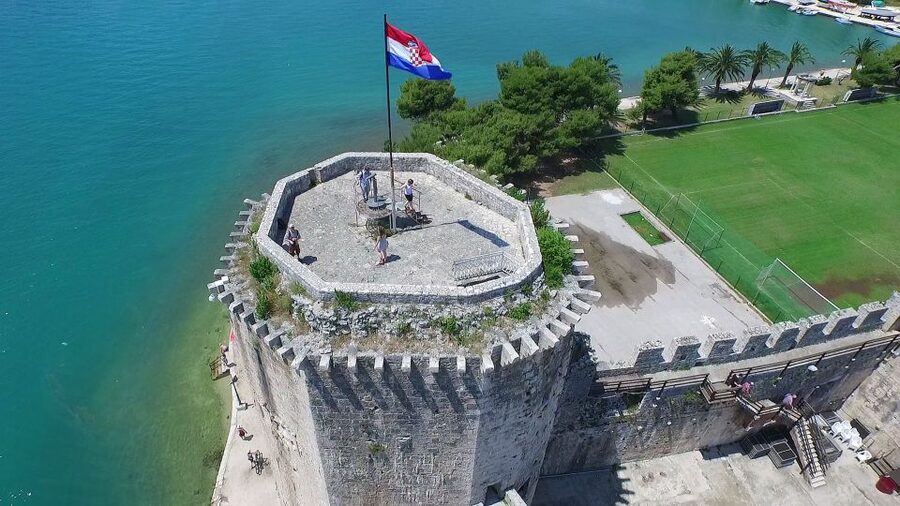 From Omiš: Krka Waterfalls and Trogir Group Tour - Why this Omiš day trip works