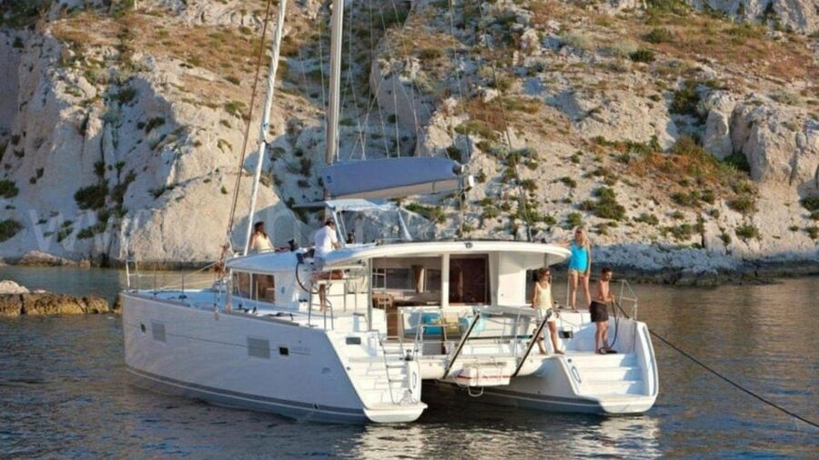From Palau: Catamaran tour in La Maddalena Archipelago - Why La Maddalena Works Best by Boat