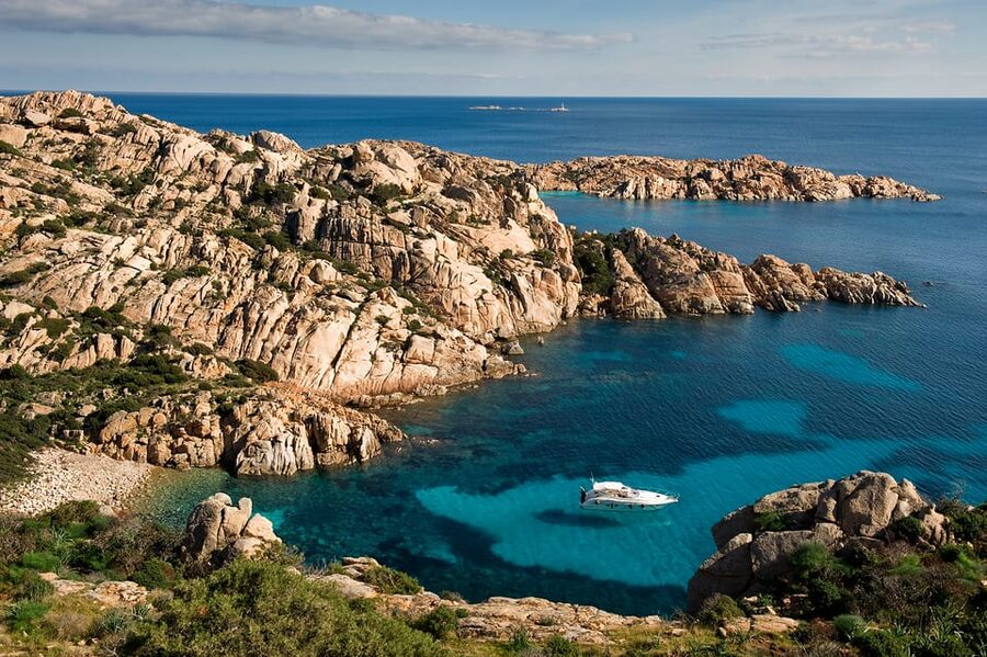 From Palau or La Maddalena: Maddalena Archipelago Boat Tour - Caprera and Cala Garibaldi