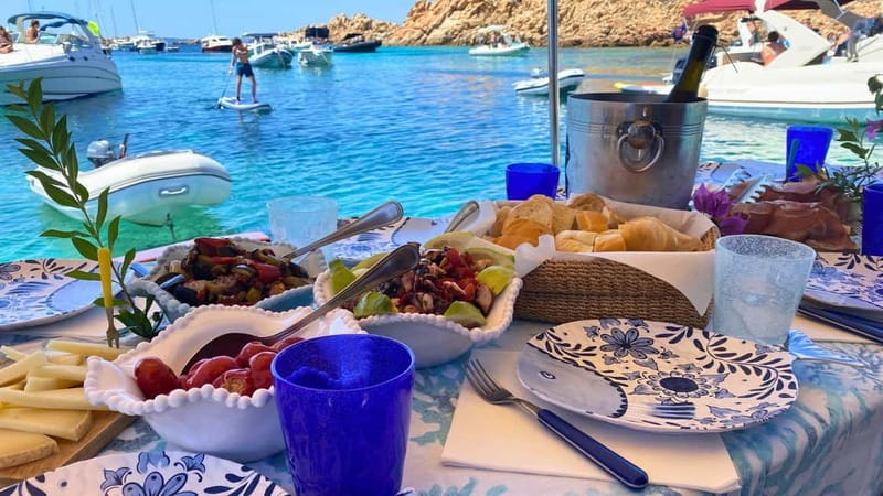 From Palau: Wooden Boat Tour to La Maddalena Archipelago - Why a small wooden boat changes the day