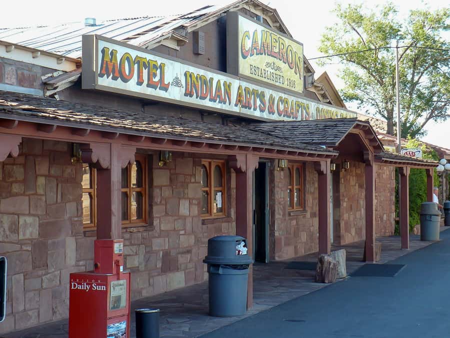 From Phoenix: Grand Canyon, Sedona, and Oak Creek Day Trip - Oak Creek Canyon, the scenic bonus