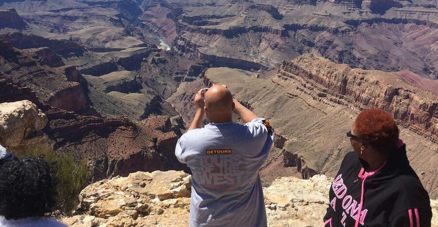 From Phoenix: Grand Canyon with Sedona Day Tour - The key points at a glance