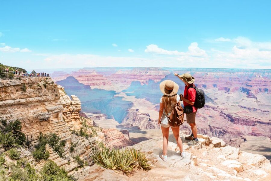 From Phoenix/Scottsdale: Sedona & Grand Canyon Day Tour - One hour in Uptown Sedona