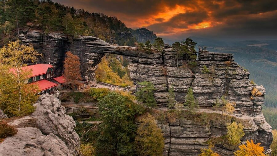 From Prague: Bohemian & Saxon Switzerland Iconic Day Trip - Bastei Bridge: the easiest big reward of the day