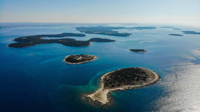 From Pula: Rovinj & NP Brijuni cruise with Red Island visit - Lunch while the Brijuni islands pass by