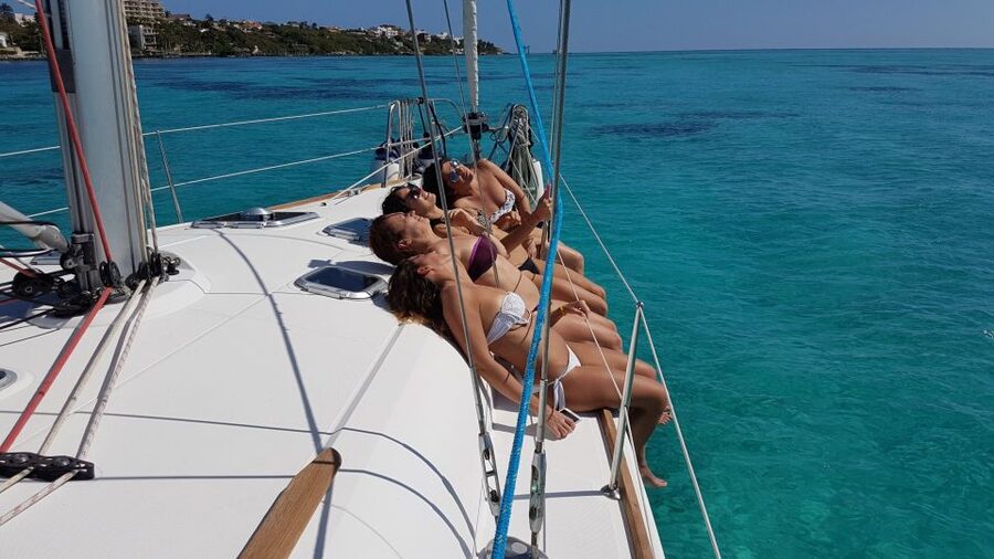 From Santa Teresa: La Maddalena Archipelago Sailboat Tour - Sailing north from Santa Teresa Gallura