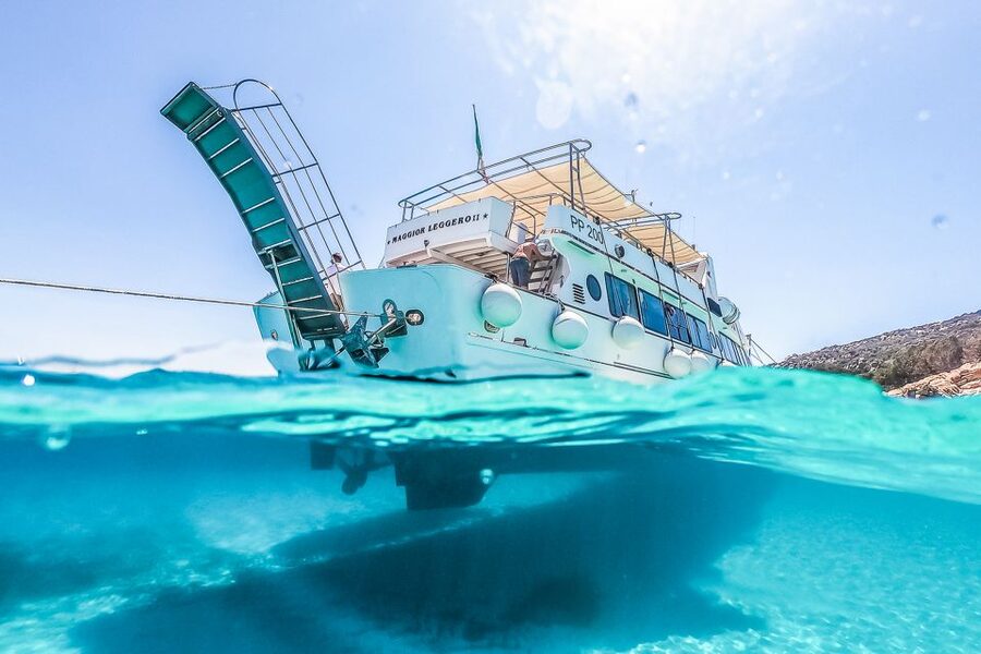 From Sardinia: La Maddalena Archipelago Full-Day Boat Tour - Lunch on board and what to order