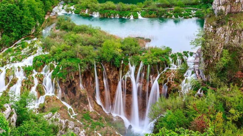 From Split: Plitvice Lakes Guided tour - The 3.5-hour ride through Dalmatia and Lika