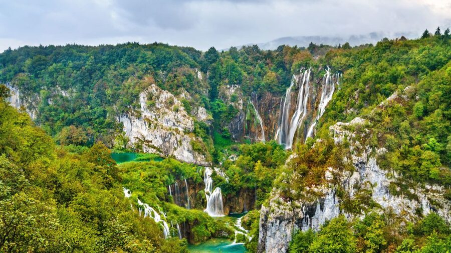 From Split: Transfer to Zagreb with Stop at Plitvice Lakes - The walking pace and crowd question