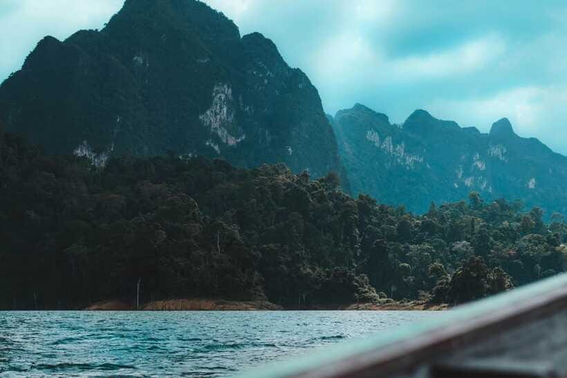 From Surat Thani : Khao Sok Private Boat Tour - What to expect inside Pra Kie Phet Cave