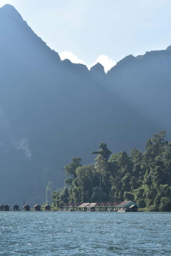 From Surat Thani : Khao Sok Private Boat Tour - Raft houses, floating markets, and lunch
