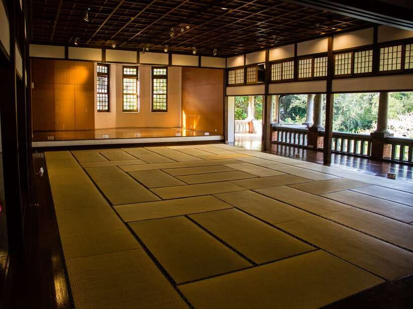 From Taipei: Beitou and Yangmingshan National Park Day Tour - Zhuzihu gives you a slower hour