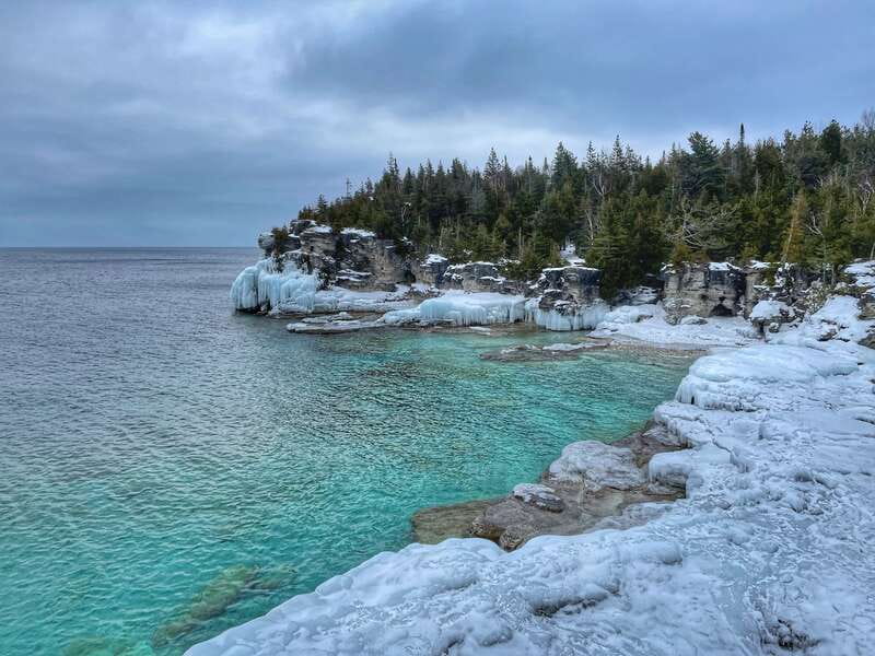 From Toronto: Bruce Peninsula National Park Guided Day Trip - Overhanging Point and the quieter parts of the park