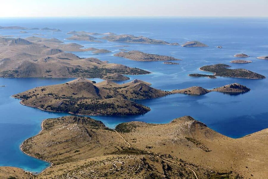 From Zadar: Kornati National Park & Telašćica Boat Tour - Lunch on the boat, with a taste of Dalmatia