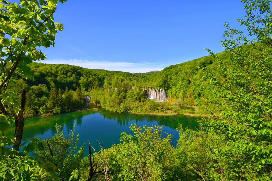 From Zadar: Plitvice Lakes Tour with Boat & Train Ride - How much time you really have
