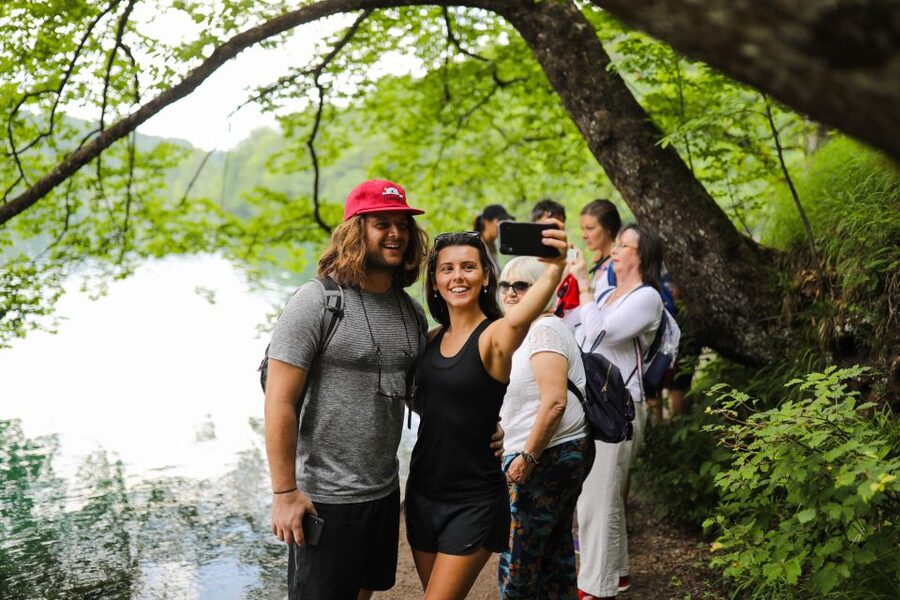 From Zadar: Round-Trip Transfer to Plitvice Lakes - How the guides help on a self-guided visit