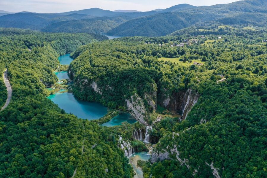 From Zadar: Round-Trip Transfer to Plitvice Lakes - Comfort, crowds, and the practical tradeoffs
