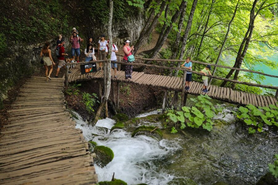 From Zadar: Round-Trip Transfer to Plitvice Lakes - Who should book this Zadar transfer?
