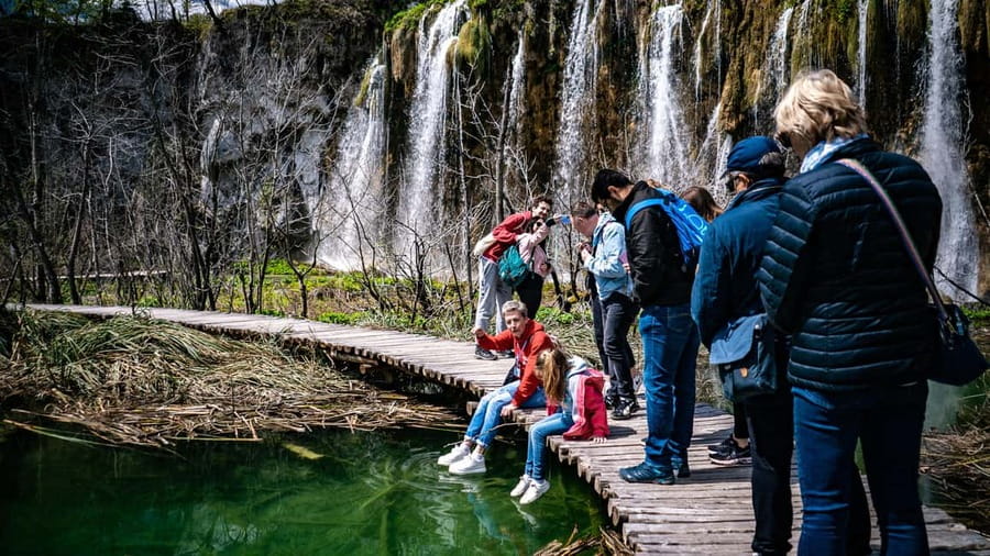 From Zagreb: Plitvice Lakes National Park Full-Day Tour - Wildlife, plants, and time for photographs